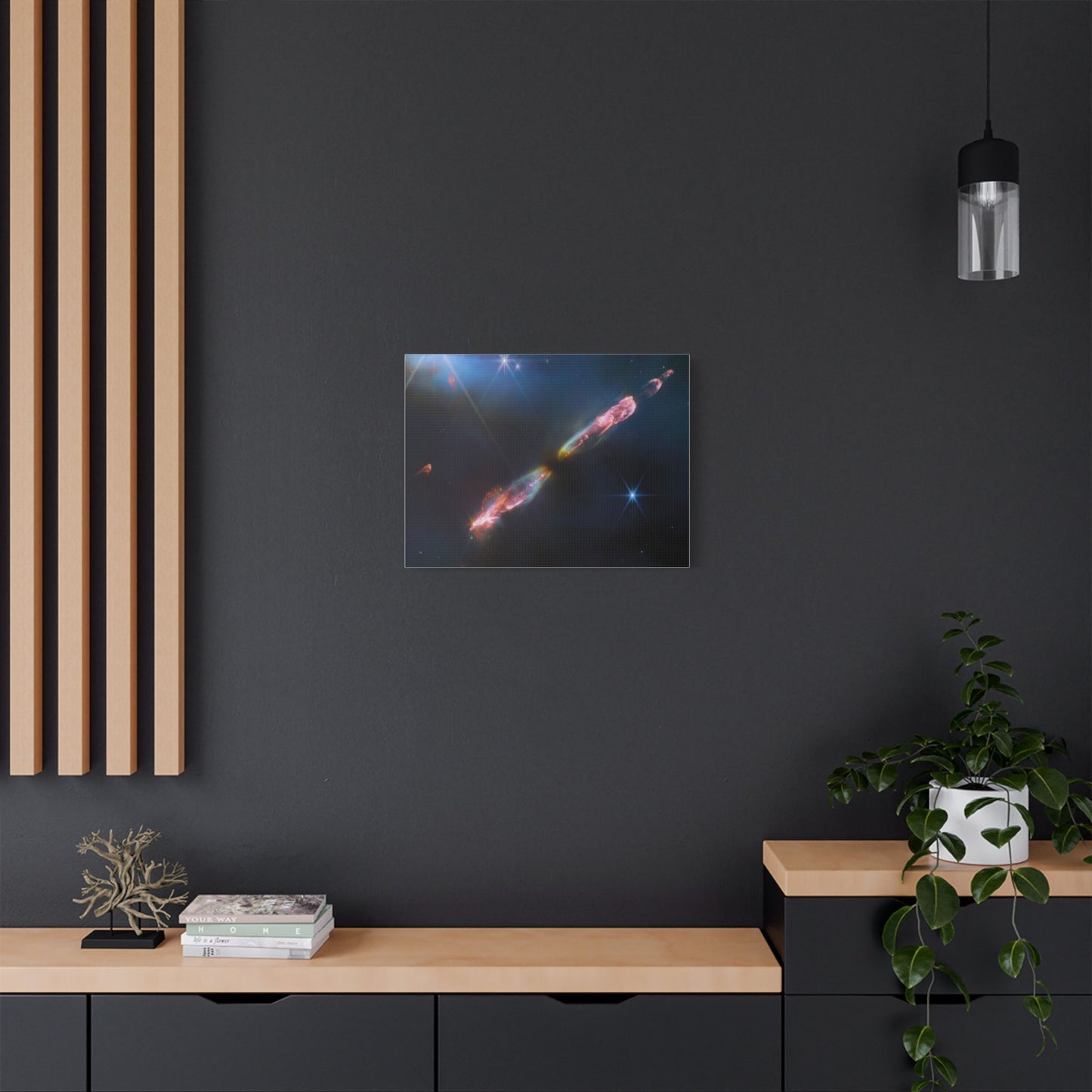 HH 211, Satin Canvas